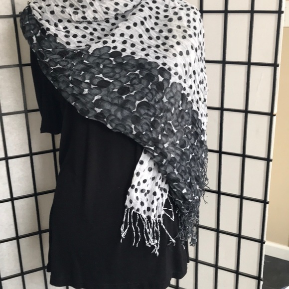 Accessories - Multi purpose wrap scarf